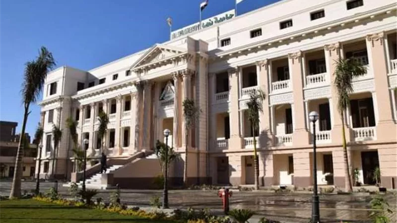 جامعة بنها: دورة اساسيات التحول الرقمي لاعضاء هيئة التدريس والجهاز الاداري والطلاب