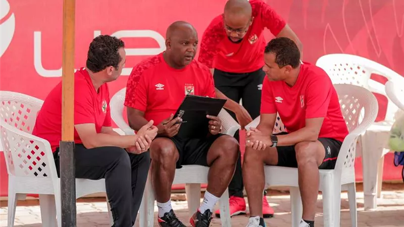 الاهلى يستأنف تدريباته الجماعية اليوم استعدادا لطلائع الجيش