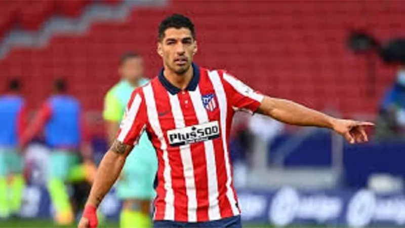 سواريز مهاجم أتليتكو مدريد يتعافى من كورونا