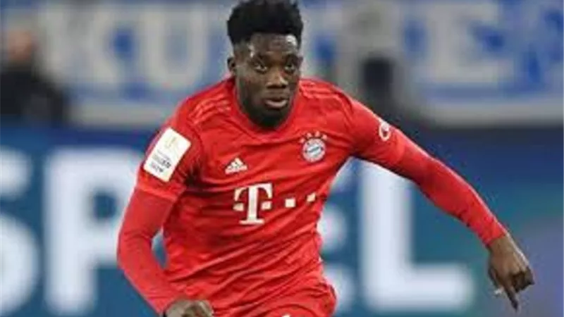 ألفونسو ديفيز يفوز بجائزة أفضل لاعب لعام 2020 فى كندا