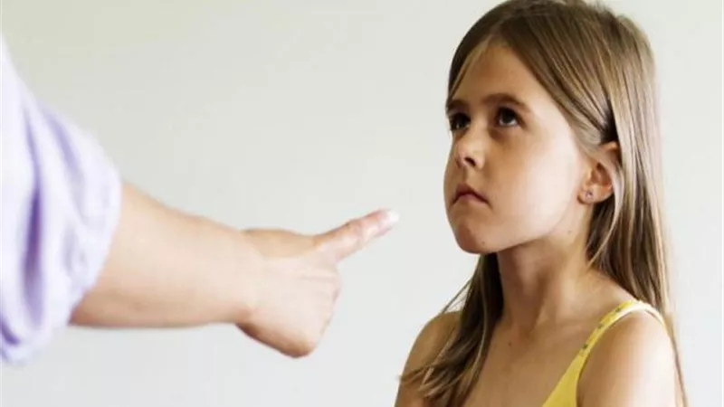 الطفلة راما حسن تكشف تفاصيل التربية الإيجابية لوالدتها