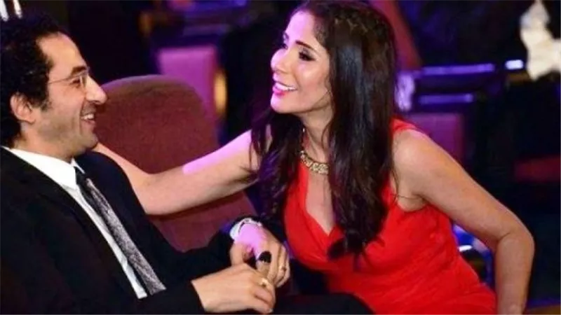مقطع فيديو لأحمد حلمي ومني زكي يشعل السوشيال ميديا