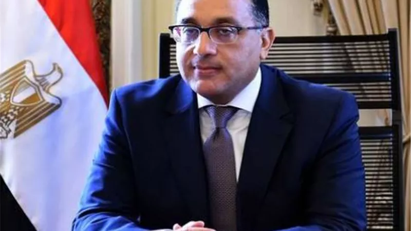 بعد قفزتها الاولى من نوعها منذ 20 عام ..مدبولى: الدولة تعرضت لانتقادات واسعة بسبب معدلات الفقر فى 2017-2018