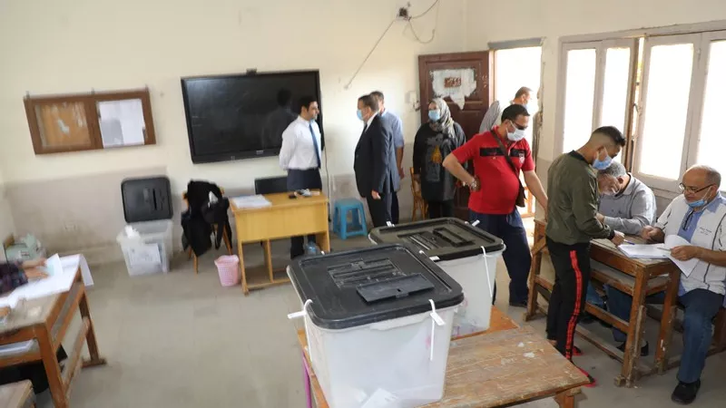 اعرف لجنتك الانتخابية .. اليوم .. تسليم أوراق الاقتراع للقضاة استعداداً للتصويت فى آخر جولات انتخابات النواب