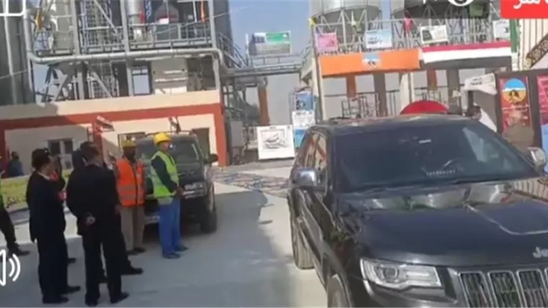 وزير التموين ومحافظ الإسماعيلية يتفقدان مجمع صوامع الغلال.صور