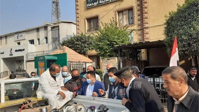 مصادرة 30 شيشة من مقاهى البلاشون الشرقية.. بالصور