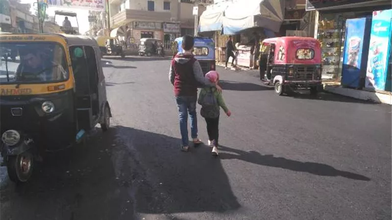 رصف شوارع مدينة بيلا بكفر الشيخ