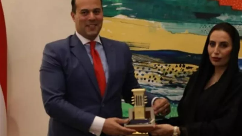 الامارات تحتفل بالعيد الوطنى ٤٩