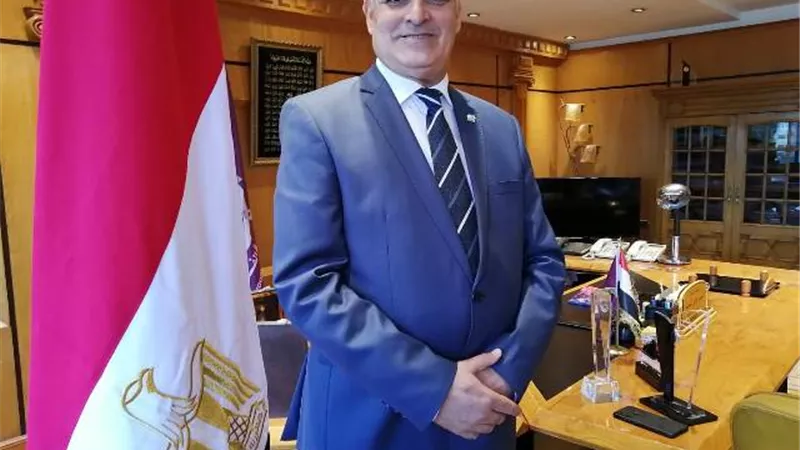 عيادة إلكترونية ومركز أعمال زراعي بجامعة الفيوم