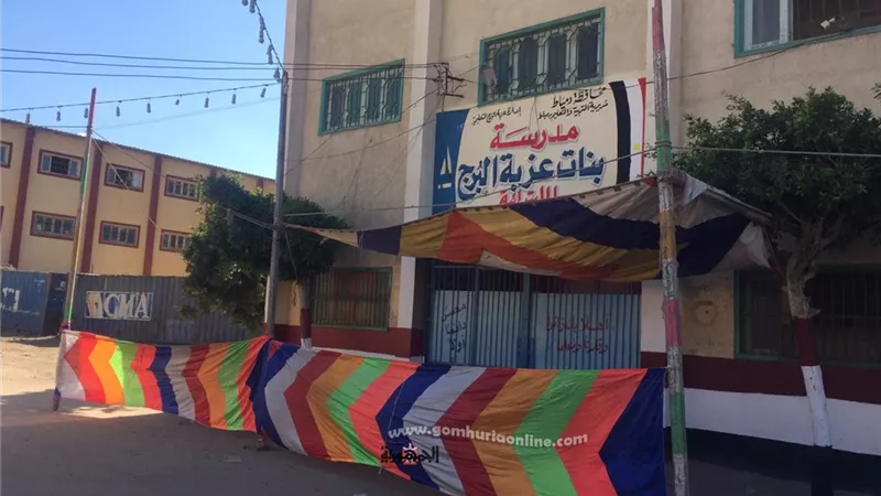 محافظ دمياط تتابع أعمال تجهيز وتعقيم اللجان الانتخابية استعدادًا لانتخابات مجلس النواب