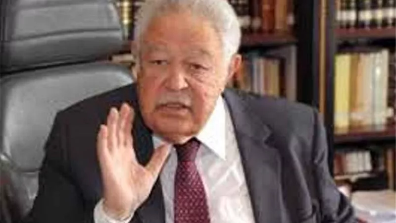 مصدر أمنى: رجائى عطية أبلغ الشرطة لتمكنيه من دخول مقر إتحاد المحامين العرب بالقوة