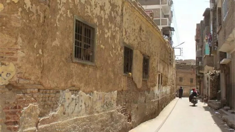 الاثار الاسلاميه: الحمام العثمانى مشطوب بأمر قانون حماية الاثار رقم ١١٧