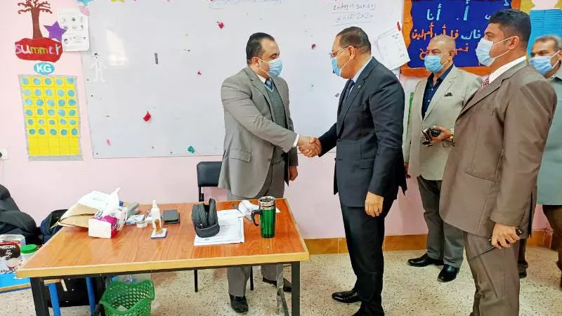محافظ الشرقية: يتفقد لجان الإعادة بمركز بلبيس