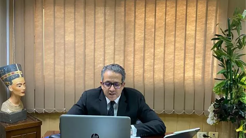 العناني يشارك في مؤتمر لدعم وتعافي القطاع السياحي بعد كورونا