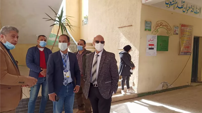 وكيل وزارة الصحة يطبق الاجراءات الوقائية من 