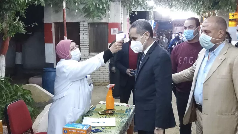 محافظ الغربية في جولة خامسه يتفقد اللجان بالمحلة الكبري وسمنود-صور