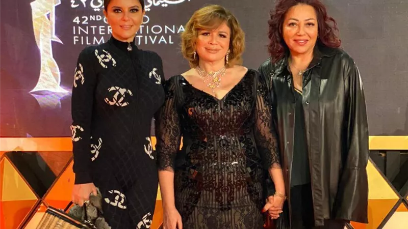 ريموشكا تشيد بفيلم 