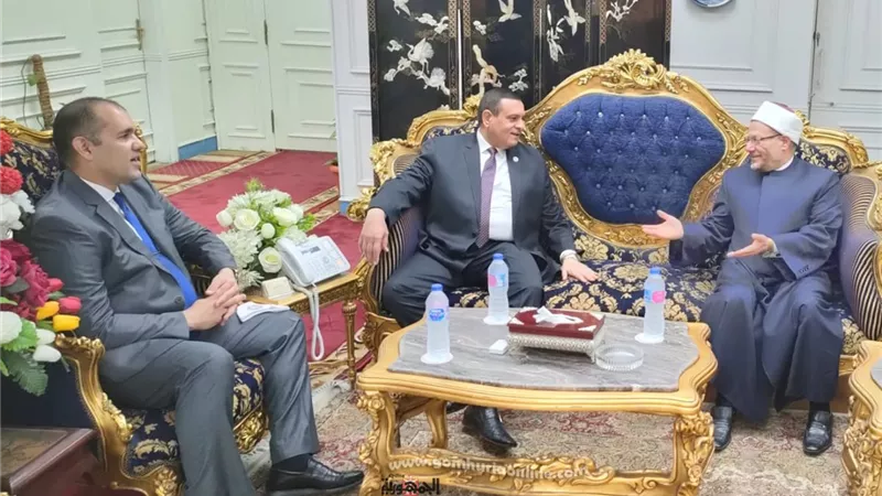 محافظ البحيرة يستقبل مفتي الديار المصرية لحضور ندوة بعنوان 