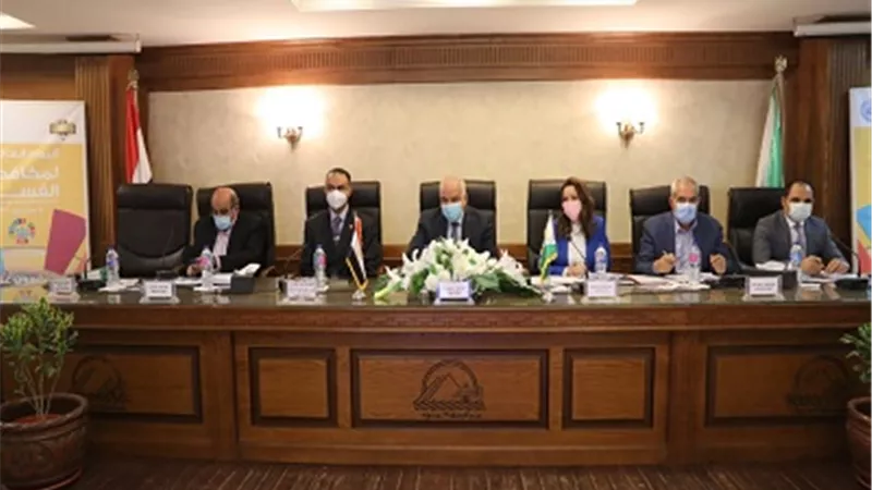 محافظ الجيزة ورئيس هيئة الرقابة الادارية فى ندوة توعوية عن سبل مكافحة الفساد