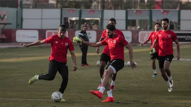 ثنائى الأهلى ينتظم فى التدريبات الجماعية بعد تعافيهم من الإصابة