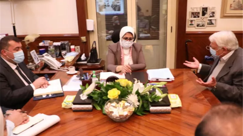 وزيرة الصحة توجه بتوفير مخزون استراتيجي من 
