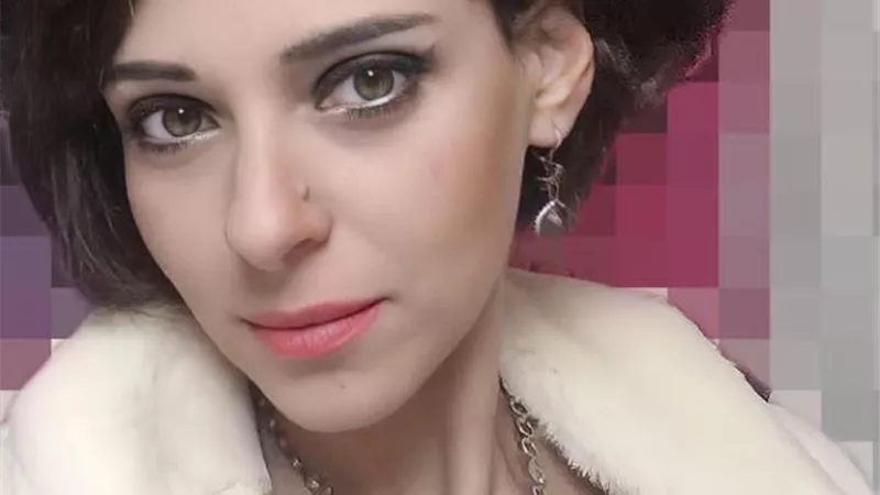 نورهان تشعل انستجرام بإطلالة جذابة