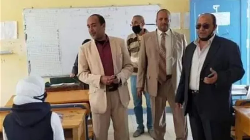 تدريب المعلمين على قواعد الخط العربى بقنا