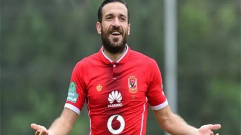علي معلول معلقاً على أنباء رحيله.. حب جماهير الأهلى أهم من الأموال
