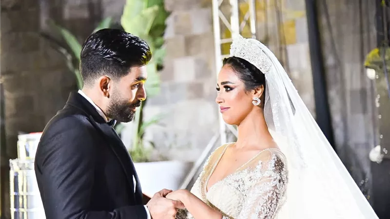 تامر حسني يشعل زفاف رنا سماحة وسامر أبو طالب بحضور نجوم الأغنية والمشاهير