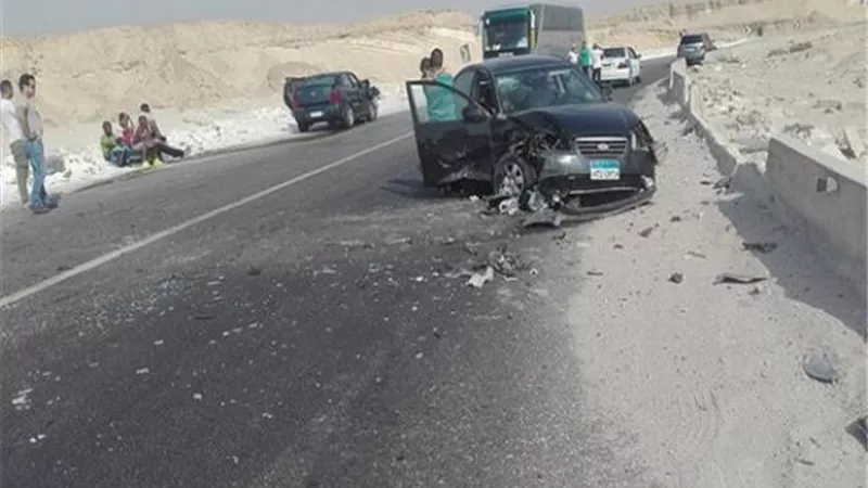 تفاصيل إصابة 6 أشخاص فى حادث تصادم سيارتين أمام مارينا العلمين