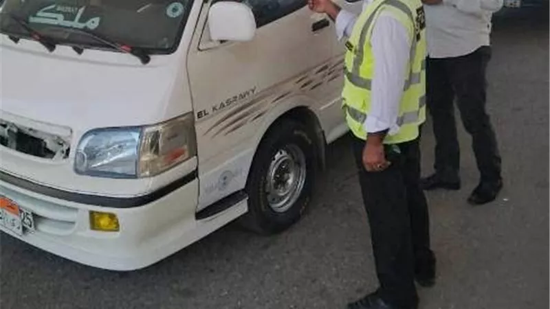 ضبط 40 سائق لعدم التزامهم بارتداء الكمامات في الشرقية
