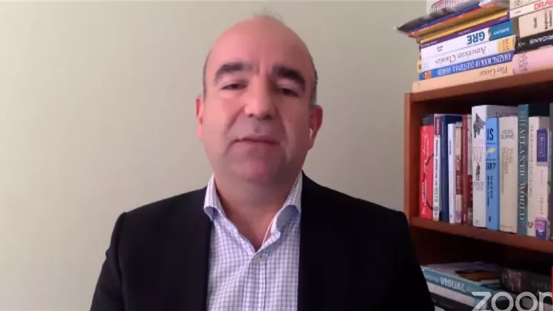 صحفي تركي : حرية الرأي والتعبير في تركيا تعاني من تسلط النظام الحاكم والتنكيل بالصحفيين