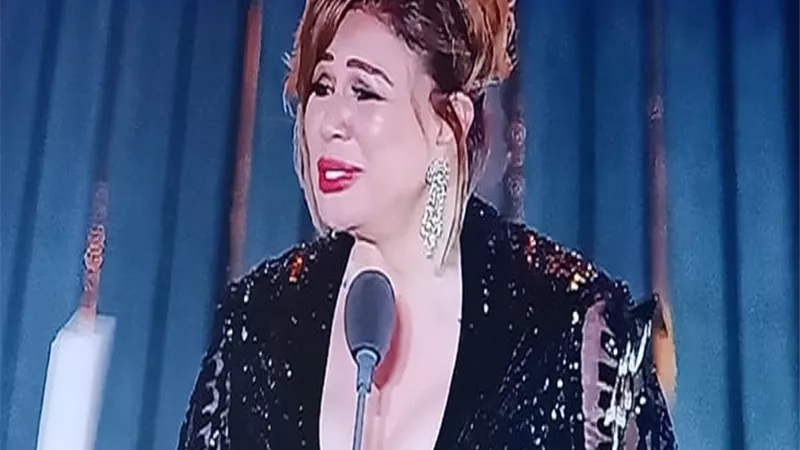 إلهام شاهين تفوز بجائزة أفضل ممثلة عن دورها فى 