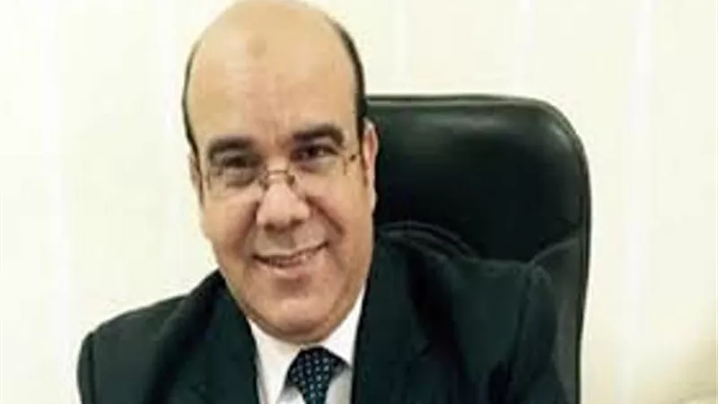 مساعد وزير العدل يكشف تفاصيل أول شهر عقاري متنقل داخل سيارة في مصر.. فيديو