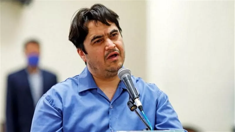 رويترز: إيران تعدم الصحفي المعارض روح الله زام
