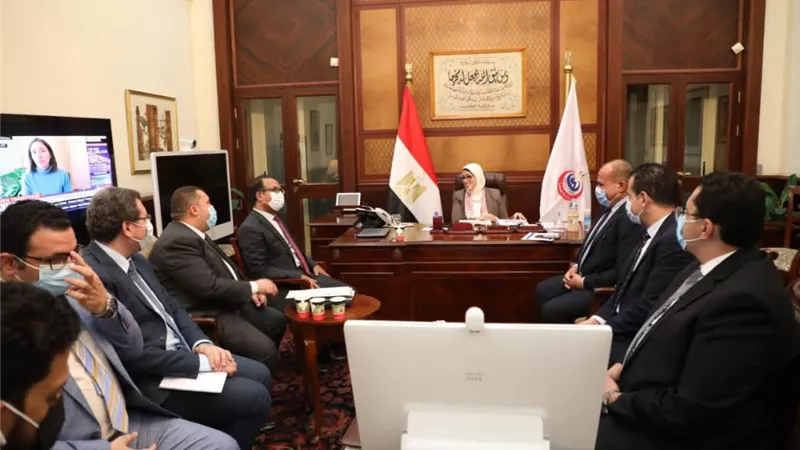 وزيرة الصحة تتابع آلية عمل مبادرة البنك المركزي لدعم القطاع الصحي