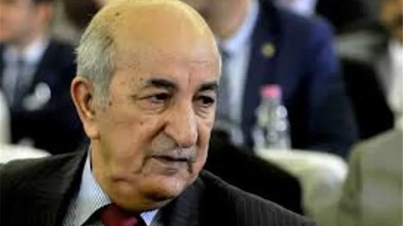 الرئيس الجزائري: موعدنا قريب علي أرض الوطن