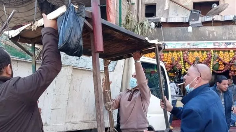 راشد .. تشميع وغلق 30 منشأة تجارية ومقهى لعدم الالتزام بمواعيد الغلق وتقديم الشيشة ببولاق وجنوب واوسيم والحوامدية