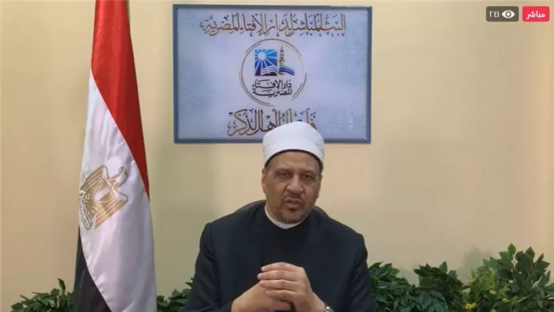هل يجوز التصدق على أبناء المدخن؟ .. دار الإفتاء تجيب