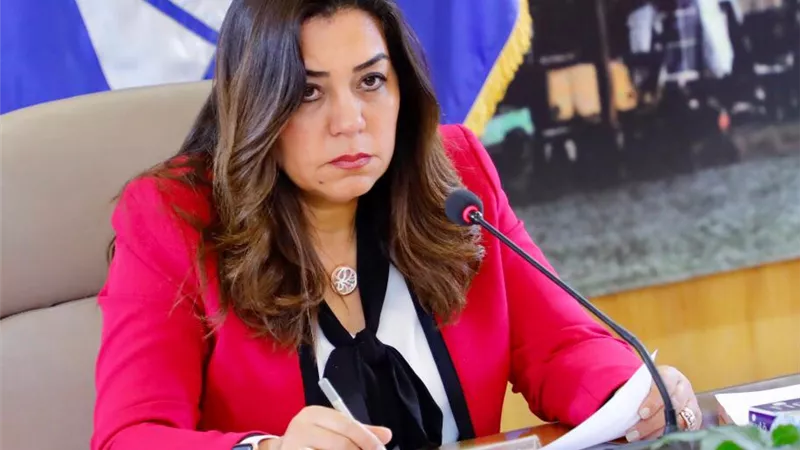 محافظ دمياط تتابع تلقى طلبات التصالح فى مخالفات البناء وتناشد المواطنين التقديم قبل إنتهاء المهلة