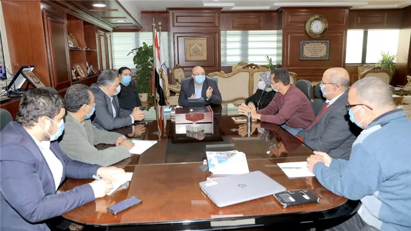محافظ بنى سويف يبحث سبل التعاون في تنشيط السياحة