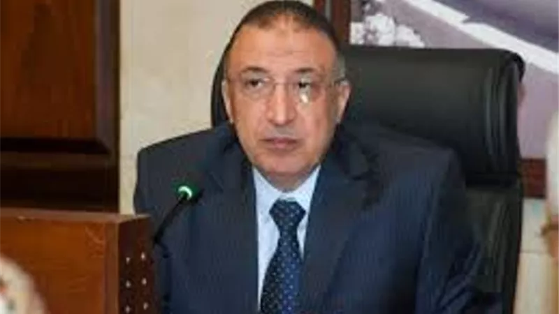 محافظ الإسكندرية يقرر تعطيل الدراسة غدا الثلاثاء لسوء الاحوال الجويه
