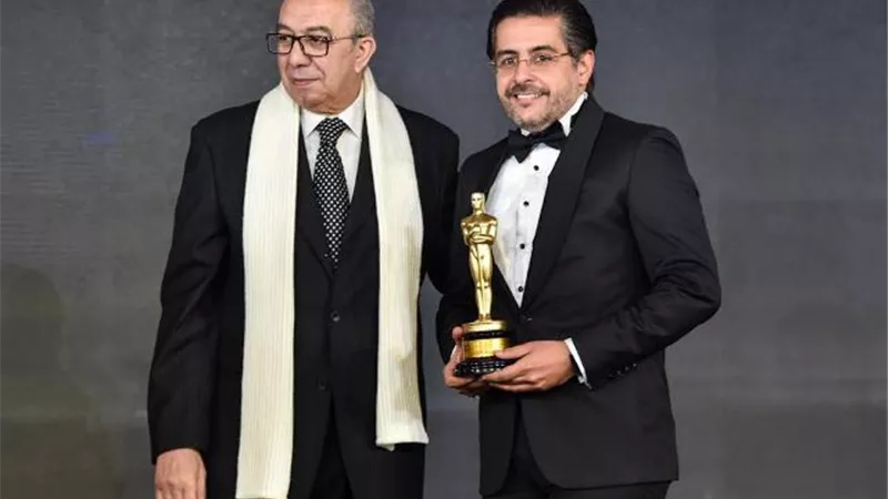مهرجان نجم العرب يكرم دكتور وائل غانم كأفضل جراح لعام 2020