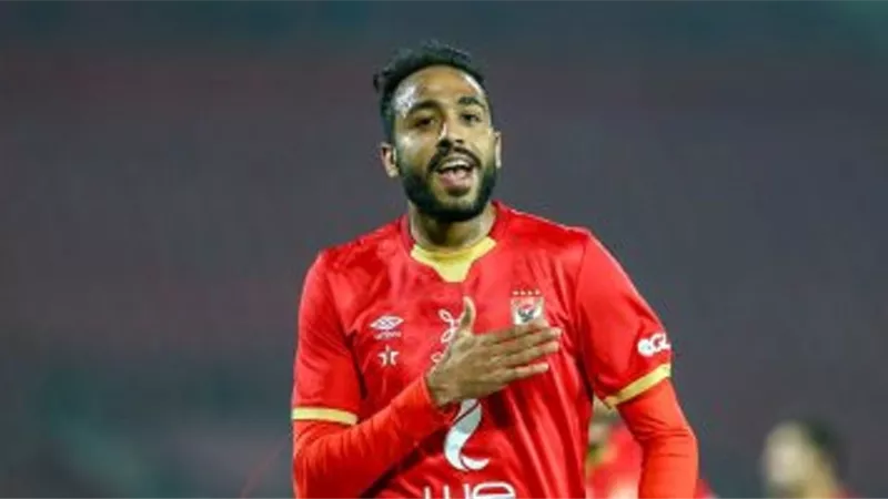 نجم الأهلى يشارك جمهوره بصورة جديدة.. شاهد