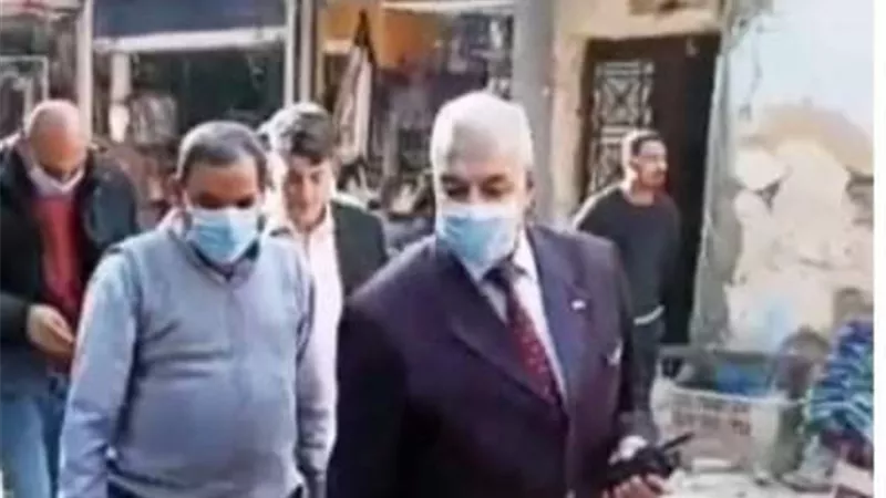 بلاط الإنترلوك يغزو شوارع بلبيس لرفع الحالة الجمالية للمدينة.. صور