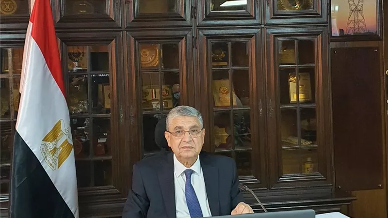 الكهرباء : 1,6 مليار جنيه لتطوير الشبكات بقطاع قنا
