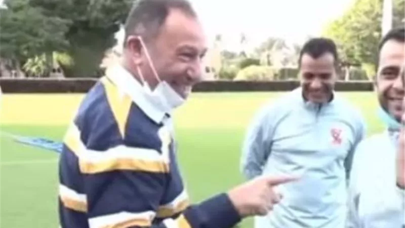 الخطيب في تدريب الاهلي.. يؤازر اللاعبين بعد إصابة موسيماني