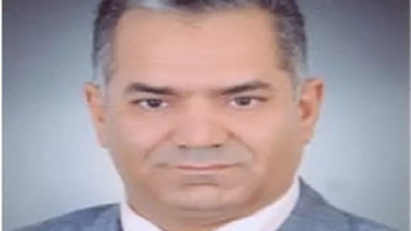 ممدوح الدماطي قائماً بعمل عميد كلية الآثار بجامعة عين شمس