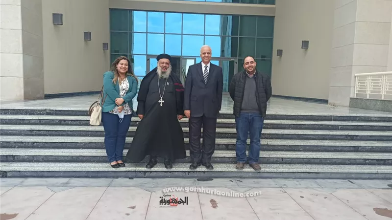 وفد من كنيسة الأنبا اثاناسيوس برئاسة القمص انطونيوس صادق راعى الكنيسة يزور جامعة العلمين الدولية