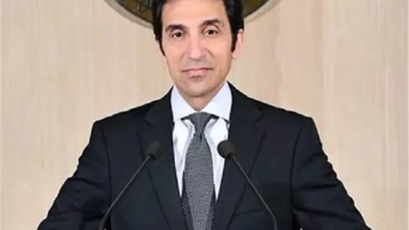 متحدث الرئاسة يكشف كواليس لقاء السيسي وولي عهد أبو ظبي.. فيديو